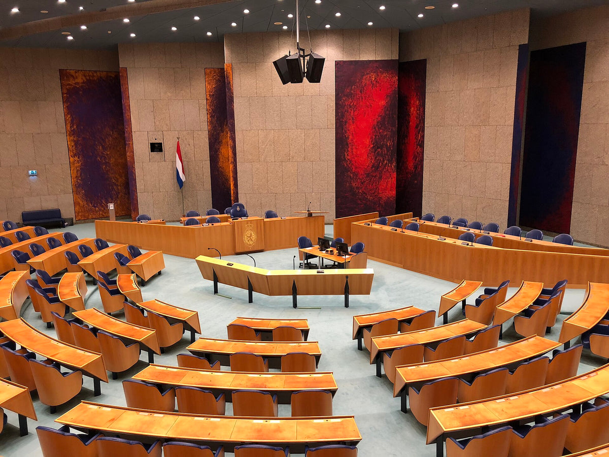 De plenaire zaal van de Tweede Kamer