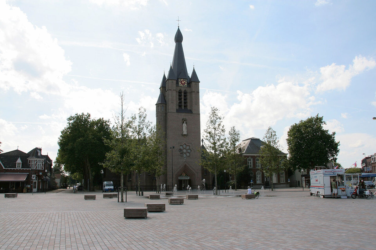 De Sint-Nicolaaskerk aan de Markt in Valkenswaard
