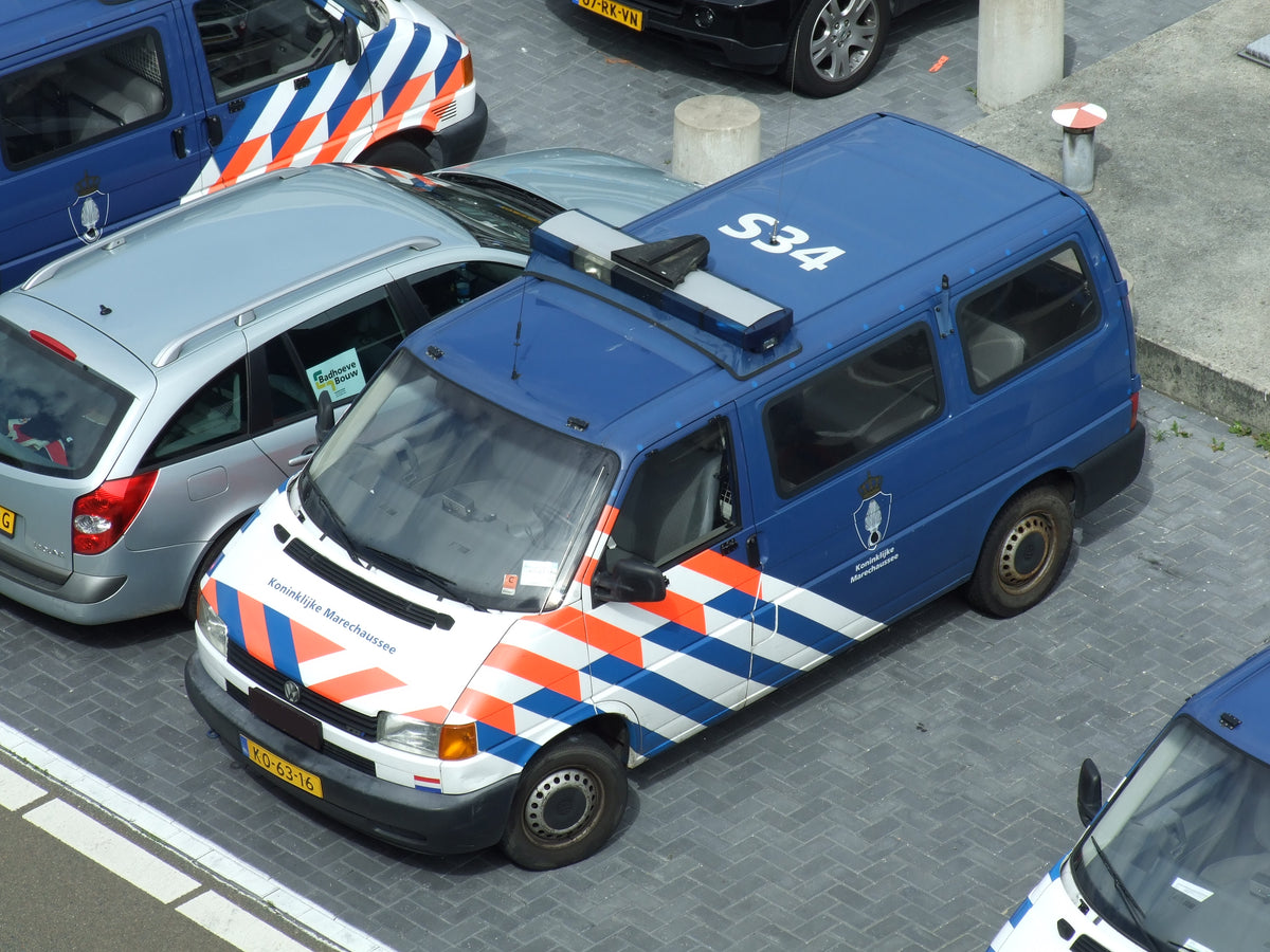 Voertuig van de Koninklijke Marechaussee
